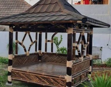 Tukang Saung Gazebo Tiga Raksa